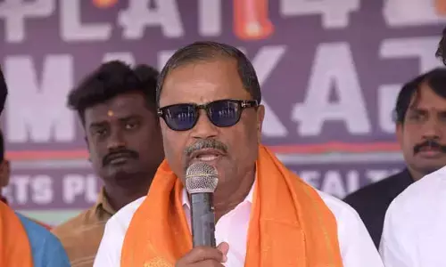 మల్క కొమరయ్యకు పెరుగుతున్న మద్దతు