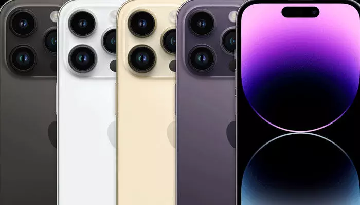 iPhoneలో ‘i’ అంటే ఏమిటి? ఇంటర్నెట్ మాత్రం కాదు.. అసలైన స్టోరీ ఇదే... iPhoneలో ‘i’ అంటే ఏమిటి? ఇంటర్నెట్ మాత్రం కాదు.. అసలైన స్టోరీ ఇదే...