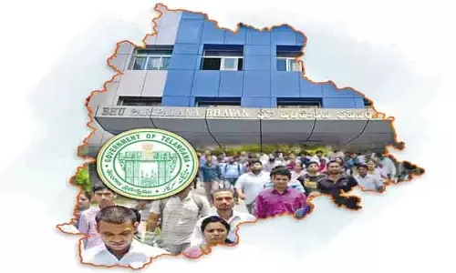 పూర్వ వీఆర్వోల ఎదురుచూపులు..! నియామకాలపై రాని స్పష్టత