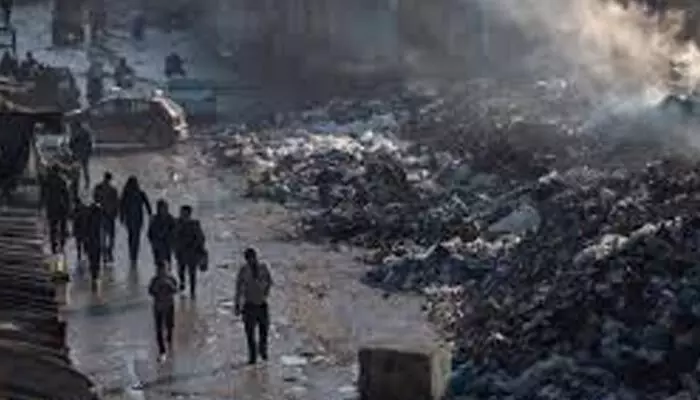 Hamas: కాల్పుల విరమణ వివాదానికి తెర.. బందీలను రిలీజ్ చేస్తామని హమాస్ ప్రకటన Hamas: కాల్పుల విరమణ వివాదానికి తెర.. బందీలను రిలీజ్ చేస్తామని హమాస్ ప్రకటన