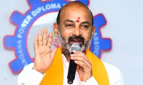 Bandi Sanjay : వరి వద్దంటే.. కాంగ్రెస్ కూడ వద్దు : బండి సంజయ్