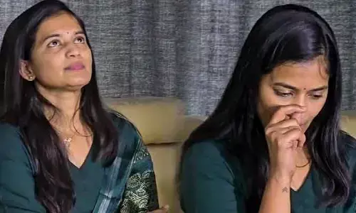 ఆ వీడియోలు లీక్‌ చేశారని లావణ్య కంటతడి.. అతడితో మాట్లాడింది నిజమే కానీ..