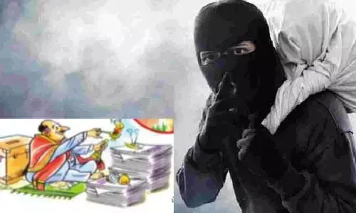 దేవుడి సొమ్ము లూటీ! ‘రశీదు పుస్తకం’తో టికెట్ల దందా