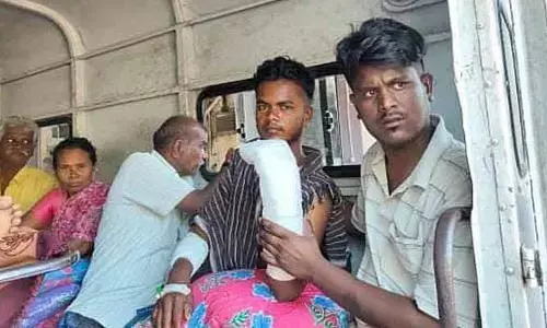 Trending: బుల్లెట్ బండి నడిపాడని.. దళిత యువకుడిపై కత్తులతో దాడి