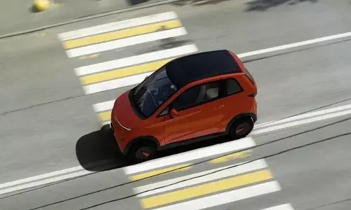 New Car:  అదిరే ఫీచర్లతో రూ.3లక్షలకే ఈవీ కారు.. ఓ లుక్కేయండి!