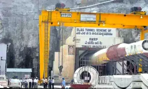 SLBC Rescue Operation : రెండు రోజుల్లో SLBC రెస్క్యూ ఆపరేషన్ కంప్లీట్ చేస్తాం : ఉత్తమ్ కుమార్ రెడ్డి