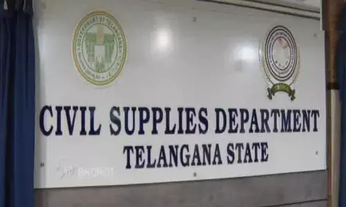 పౌరసరఫరాల శాఖలో అధికారుల ఇష్టారాజ్యం..! పక్కదారి పడుతోన్న రేషన్ బియ్యం