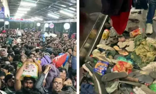 Delhi Stampede : ఢిల్లీ తొక్కిసలాట ఘటనపై రైల్వేశాఖ క్లారిటీ