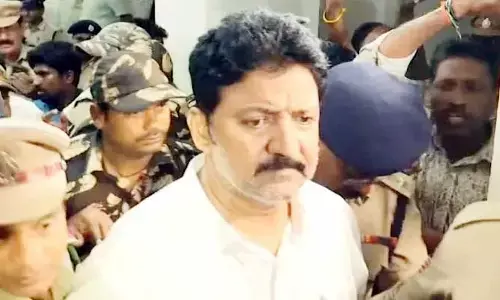 Breaking: వల్లభనేని వంశీకి బిగ్ షాక్.. అక్రమాలపై ప్రభుత్వం సంచలన నిర్ణయం