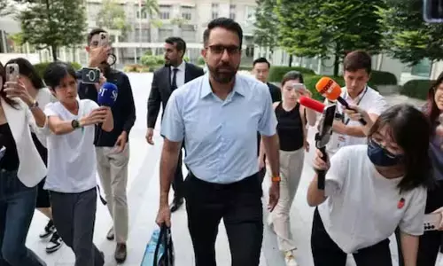 Pritam Singh: పార్లమెంట్‌లో అబద్దాలు చెబితే అంతే! ఆ ఎంపీకి లక్షల్లో జరిమానా విధింపు