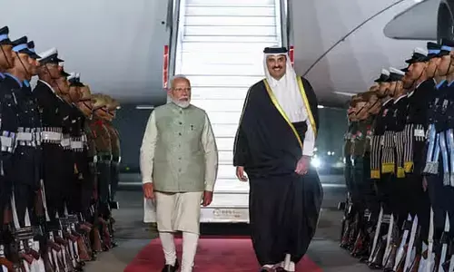 Qatar: భారత్ చేరుకున్న ఖతార్ ఎమిర్.. ఘన స్వాగతం పలికిన ప్రధాని మోడీ
