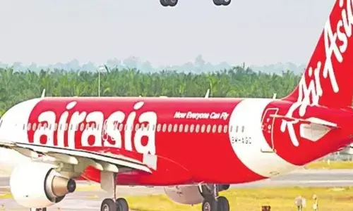 Air Asia: విమాన ప్రయాణికులకు బంపర్‌ ఆఫర్‌.. చీప్‌ అండ్‌ బెస్ట్ ట్రావెలింగ్‌.. విశాఖ నుంచి గాల్లో ఎగిరిపోవచ్చు