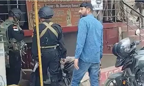 రాష్ట్ర రాజధాని నగరంలో పట్టపగలే భారీ ఎన్‌కౌంటర్
