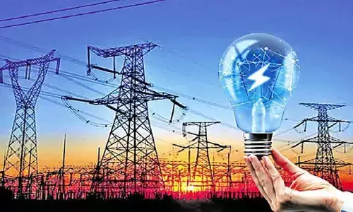 మళ్లీ విద్యుత్ ఛార్జీలు పెంచే అవకాశం!