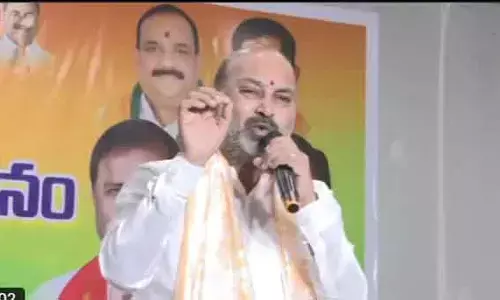 Bandi Sanjay : తెలంగాణలో హిందువులది బిచ్చపు బతుకైంది : బండి సంజయ్