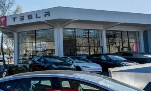 Tesla: ఏప్రిల్ నుంచి టెస్లా కార్ల అమ్మకాలు