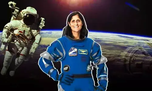 Sunitha Williams : భూమిపైకి చేరుకున్న సునీతా విలియమ్స్.. అన్ని అనారోగ్య సమస్యలా.. నడక కూడా నేర్చుకోవాల్సిందేనా?