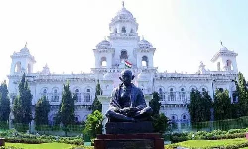 TG Assembly: తెలంగాణ సర్కార్ కీలక నిర్ణయం.. అసెంబ్లీ స్పెషల్ సెషన్!