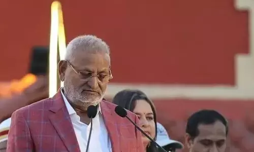 మహారాష్ట్ర మంత్రికి రెండేళ్ల జైలు శిక్ష