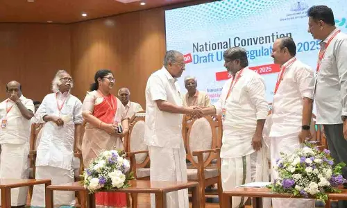 యూజీసీ నూతన మార్గదర్శకాలను ఉపసంహరించుకోవాలి