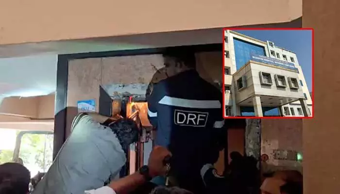 Nilofer Hospital: లిఫ్ట్లో ఇరుక్కున్న బాలుడి పరిస్థితి విషమం Nilofer Hospital: లిఫ్ట్లో ఇరుక్కున్న బాలుడి పరిస్థితి విషమం