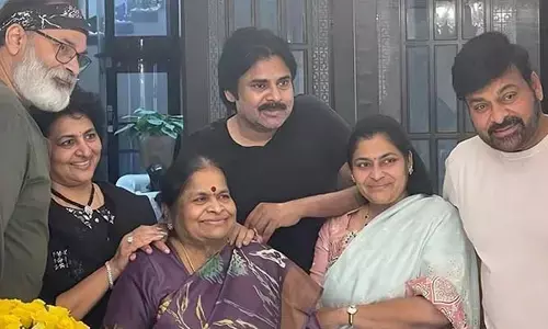 కొణిదెల అంజనమ్మకు  అస్వస్థత.. అసలు ఏమైందంటే?