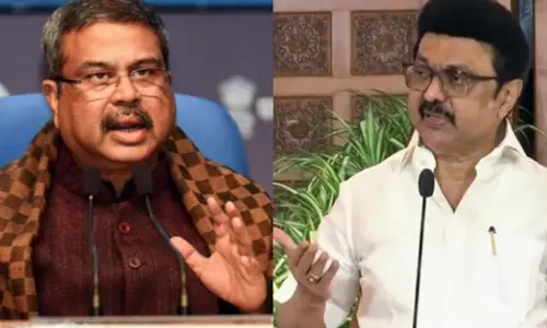 Hindi Row: విద్యను రాజకీయం చేయొద్దు.. స్టాలిన్ కు ధర్మేంద్ర ప్రధాన్ కౌంటర్