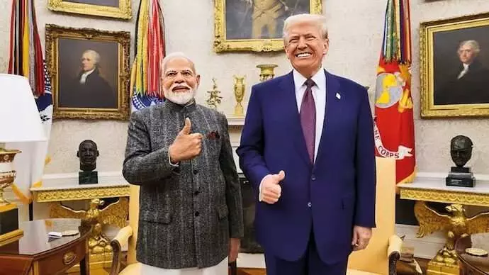 మోడీ, ట్రంప్ ఒకరినొకరు గౌరవించుకుంటారు మోడీ, ట్రంప్ ఒకరినొకరు గౌరవించుకుంటారు