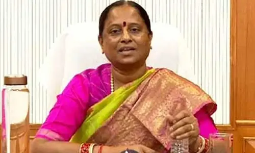 Konda Surekha : కేసీఆర్ పై కొండా సురేఖ హాట్ కామెంట్స్