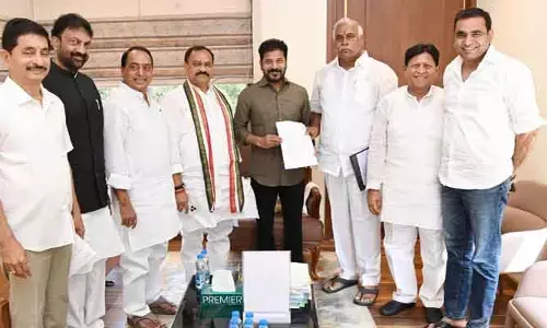 Koneru Konappa : సీఎం రేవంత్ రెడ్డిని కలిసిన కోనేరు కోనప్ప