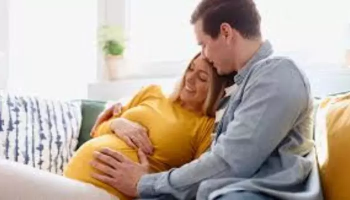 Pregnancy care: భర్త ఇలా చేస్తే భార్య నార్మల్ డెలివరీ అవ్వడం ఖాయం Pregnancy care: భర్త ఇలా చేస్తే భార్య నార్మల్ డెలివరీ అవ్వడం ఖాయం
