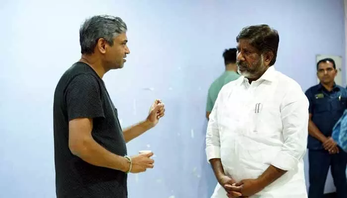 Project-23: చట్టం అందరికీ సమానంగా వర్తిస్తుందా.. ఆసక్తికరంగా 23 పోస్టర్ Project-23: చట్టం అందరికీ సమానంగా వర్తిస్తుందా.. ఆసక్తికరంగా 23 పోస్టర్