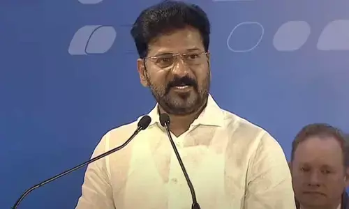 Revanth Reddy: ఆమ్జెన్ సంస్థ కార్యాలయాన్ని ప్రారంభించిన సీఎం రేవంత్ రెడ్డి
