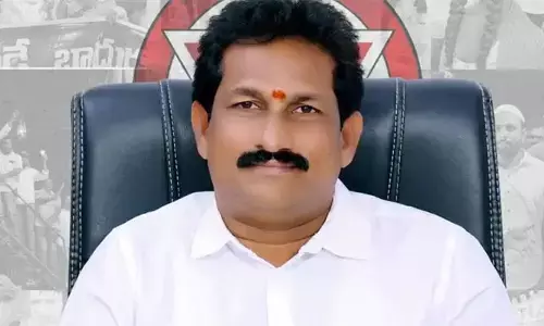 జనసేన ఎమ్మెల్యేకు అస్వస్థత.. హైదరాబాద్ తరలింపు