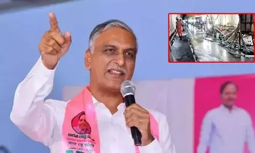 Harish Rao: హెలికాప్టర్ లేదని ఇరిగేషన్ మంత్రి ఇంట్లో ఉన్నారు:  హరీశ్ రావు