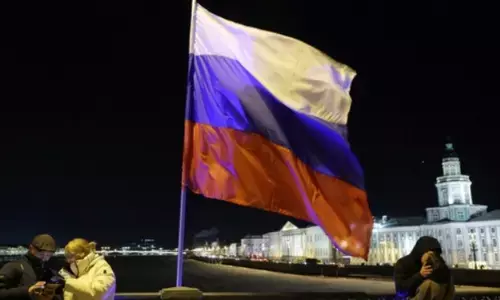 France: ఫ్రాన్స్ లోని రష్యా కాన్సులేట్ లోపల పేలుడు..!