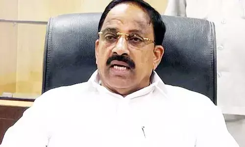 Thummala : మీ రాజకీయాల కోసం రైతులను టెన్షన్ పెడతారా.. బీఆర్ఎస్ పై తుమ్మల ఫైర్