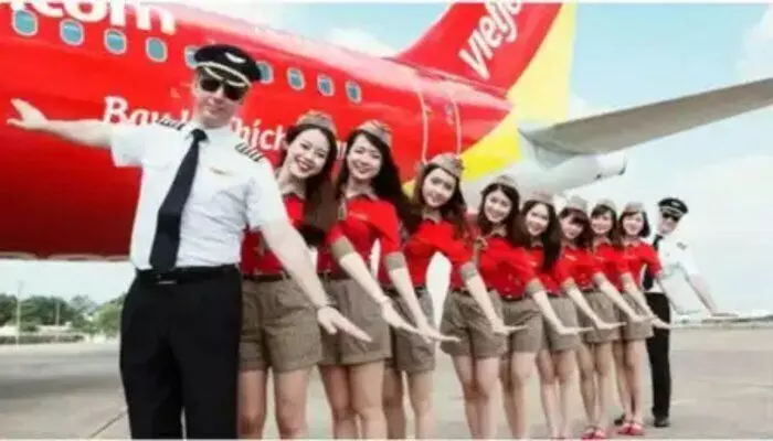 Vietjet Ticket Sale: రూ.11కే విదేశాలకు ప్రయాణించే అవకాశం.. ఈ హోలీ ఆఫర్ను మిస్ చేసుకోవద్దు! Vietjet Ticket Sale: రూ.11కే విదేశాలకు ప్రయాణించే అవకాశం.. ఈ హోలీ ఆఫర్ను మిస్ చేసుకోవద్దు!