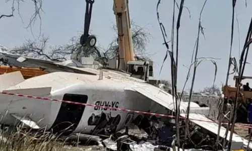 Sudan: సూడాన్ లో కుప్పుకూలిన సైనిక విమానం.. 46 మంది మృతి