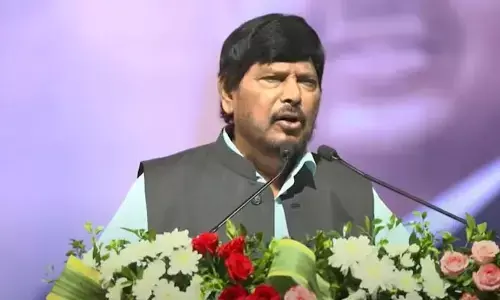 Athawale: రాహుల్, ఉద్థవ్‌లను హిందూ ఓటర్లు బహిష్కరించాలి.. కేంద్ర మంత్రి అథవాలే