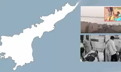 పండగపూట విషాదం.. వేర్వేరు ప్రమాదాల్లో 12 మంది మృతి