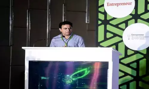 KTR : సమాజ అభివృద్ధికి నూతన సాంకేతిక ఆవిష్కరణలు రావాలి : కేటీఆర్
