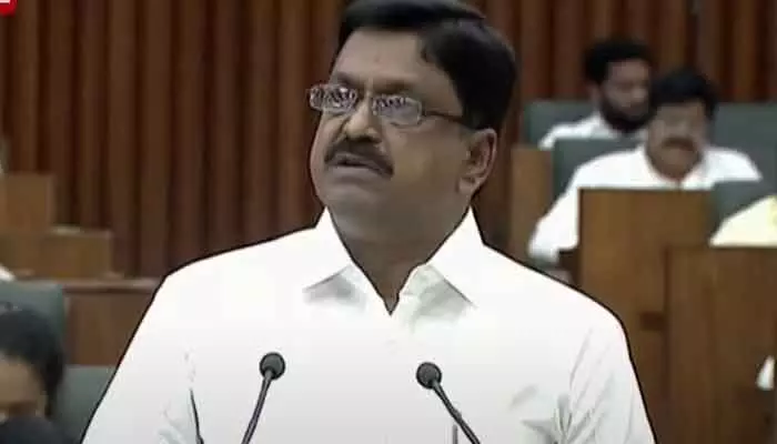 కొనసాగుతున్న ఏపీ అసెంబ్లీ సమావేశాలు.. వార్షిక బడ్జెట్ ప్రవేశ పెట్టిన మంత్రి కొనసాగుతున్న ఏపీ అసెంబ్లీ సమావేశాలు.. వార్షిక బడ్జెట్ ప్రవేశ పెట్టిన మంత్రి