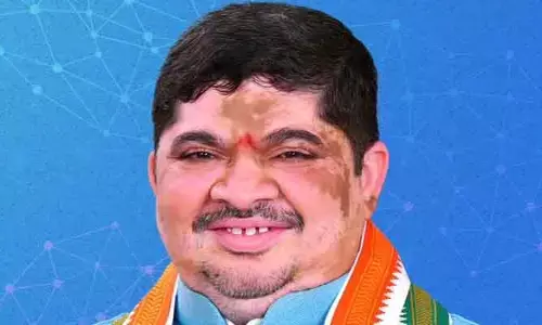 Minister Ponnam : కుల సర్వేలో పాల్గొనేలా చేయాల్సిన బాధ్యత మీదే : మంత్రి పొన్నం