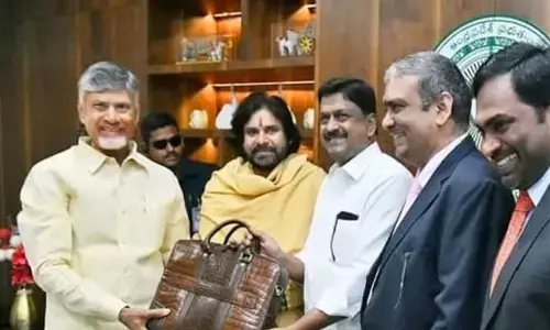 రాష్ట్ర ప్రజలకు గుడ్ న్యూస్.. ప్రతి కుటుంబానికి రూ.25 లక్షల బీమా.. అమలు ఎప్పటి నుంచంటే?