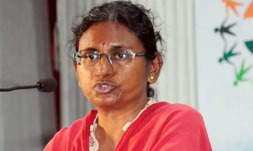 400 ఎకరాల వివాదంపై స్పందించిన మీనాక్షి.. HCU విద్యార్థులకు కీలక హామీ