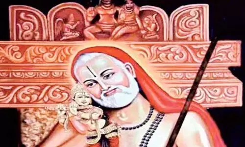 Andhra Pradesh:గురువైభవోత్సవం-2025 అవార్డ్ అందుకున్న ఏపీ మంత్రి