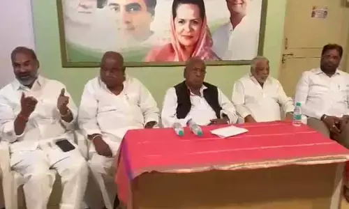 Munnuru Kapu: వీహెచ్ నివాసంలో మున్నూరు కాపు నేతల సమావేశం
