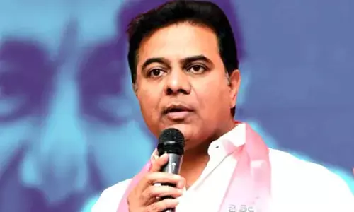 KTR : పాలన చేతగాక బీఆర్ఎస్ గొంతు నొక్కాలని చూస్తున్న కాంగ్రెస్ : కేటీఆర్
