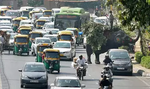 Delhi: 15 ఏళ్లు పైబడిన వాహనాలకు నో ఫ్యుయల్- ఢిల్లీ ప్రభుత్వం